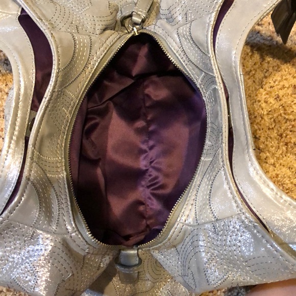 Coach Handbag - Picture 4 of 10